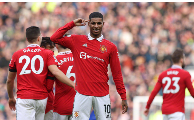 更是对其历 更是对其历